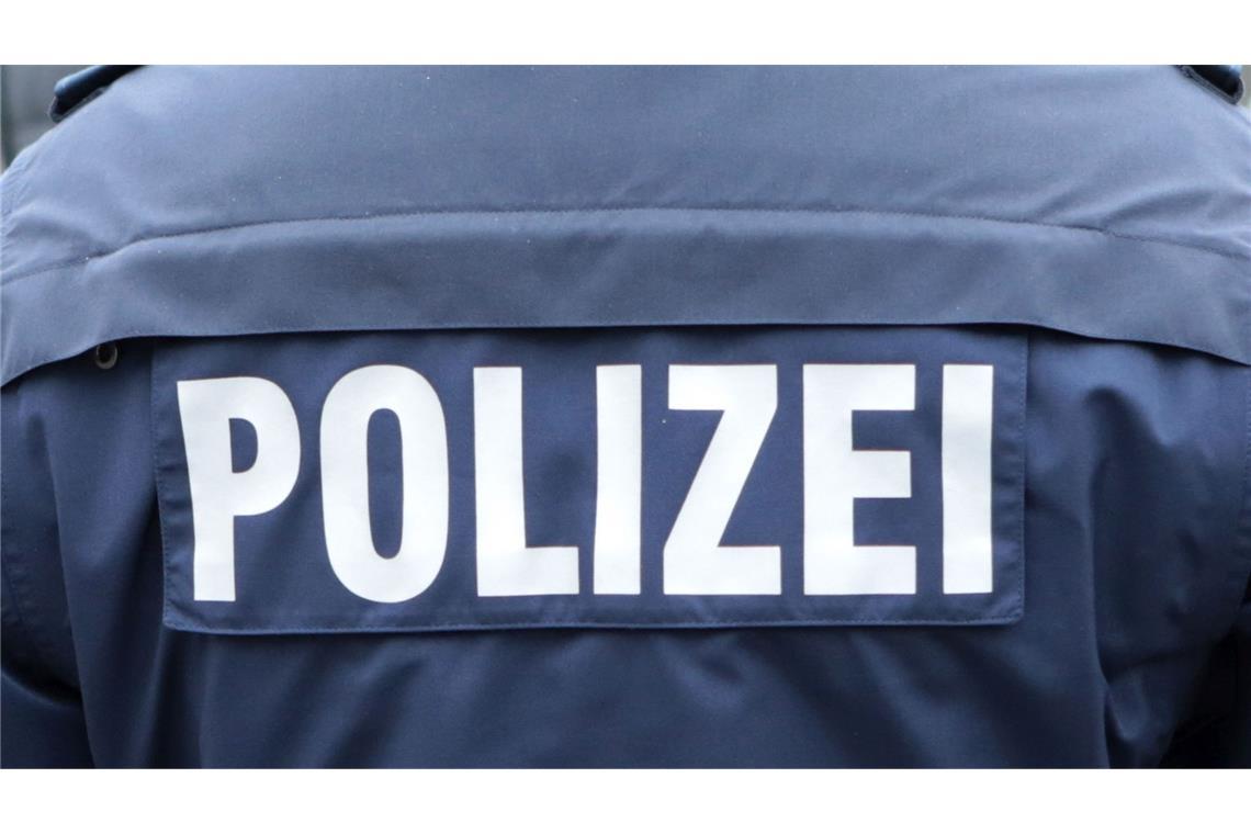 Ein 32-Jähriger wurde von der Polizei vorläufig festgenommen (Symbolbild).