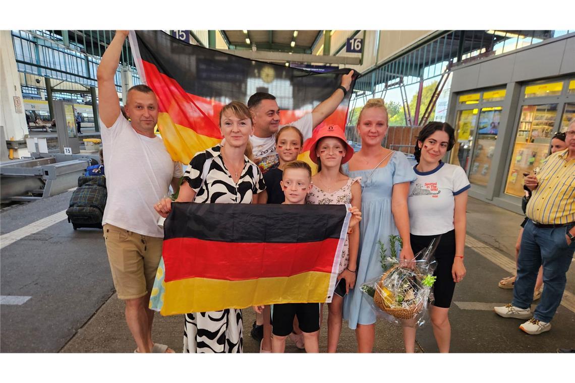 Ein Fan hielt sogar Blumen für die Olympiasiegerin bereit.