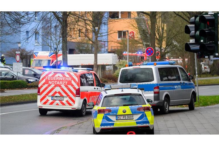 Ein Großaufgebot rückte nach Hildesheim-Ochtersum aus.