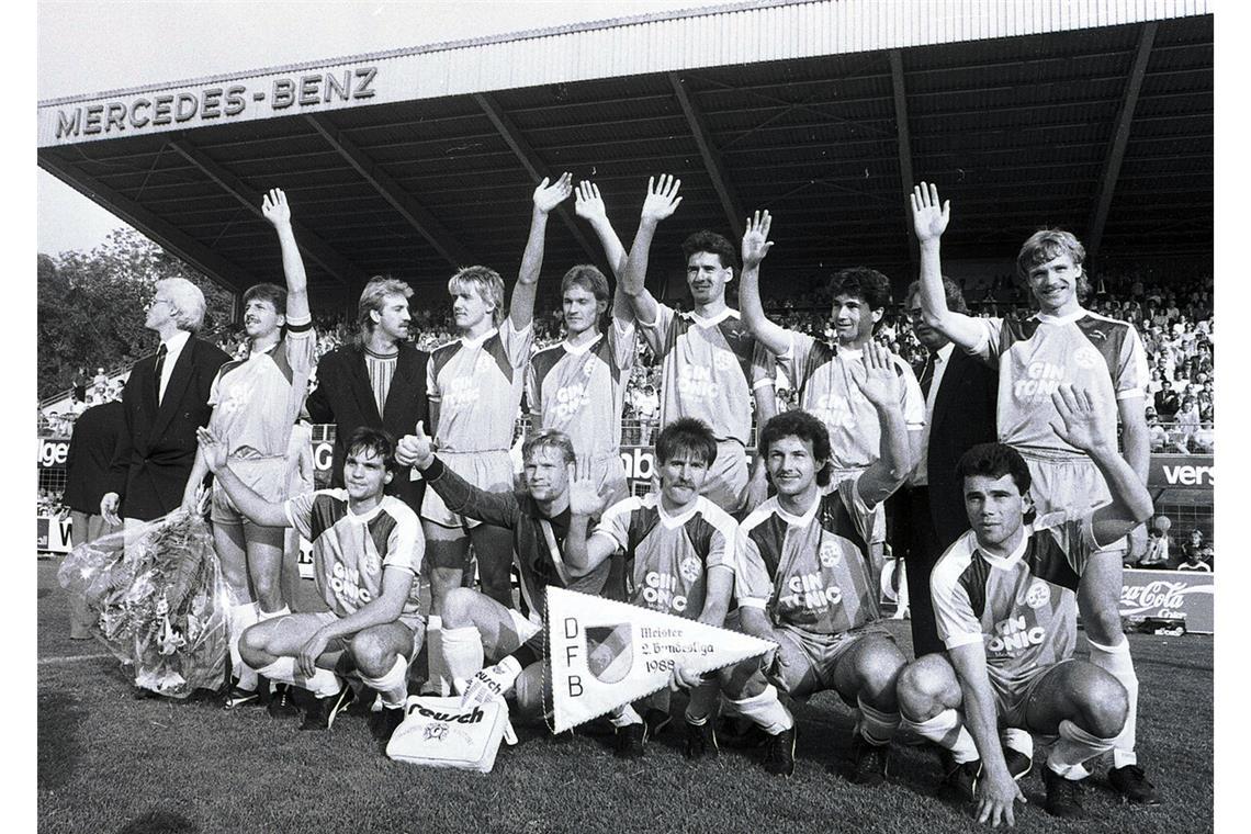 Ein Höhepunkt der Vereinshistorie: 1988 gelang den Kickers der Aufstieg in die Bundesliga.