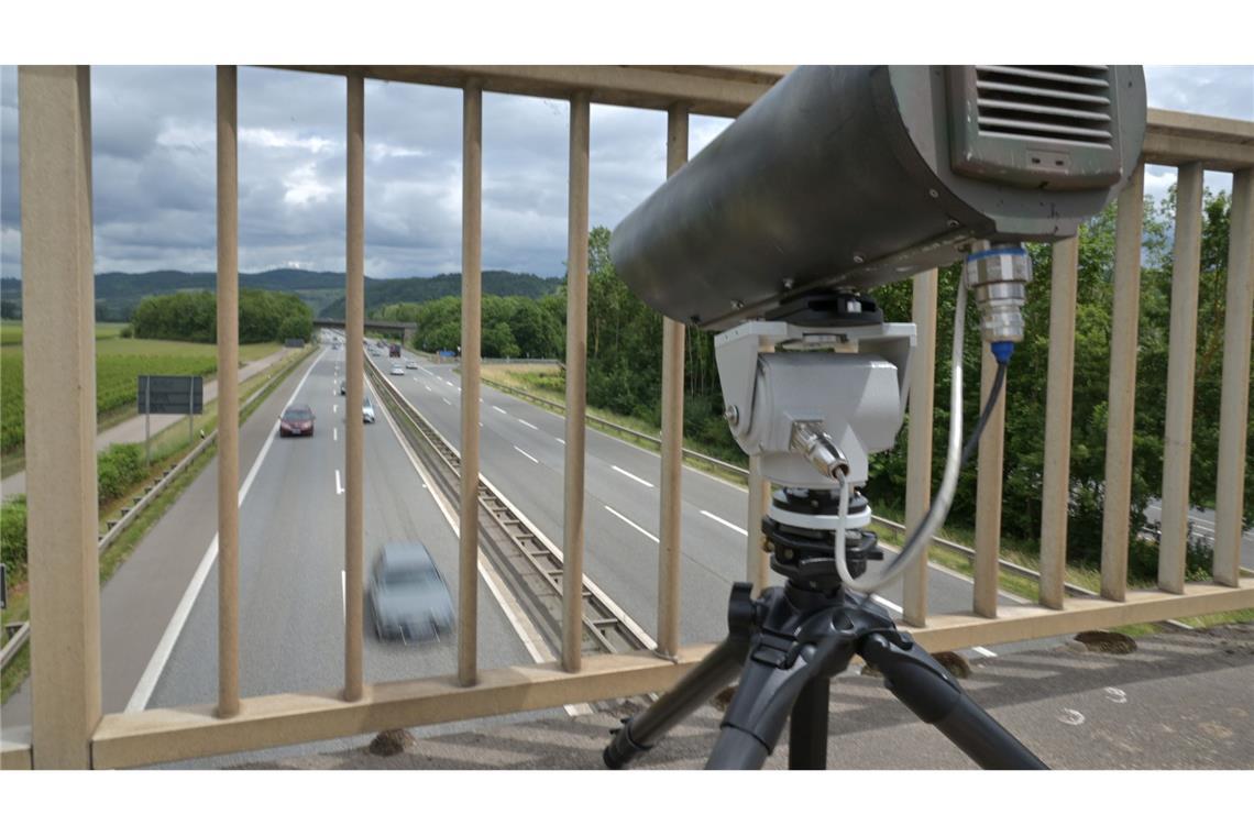 Ein in den Niederlanden erfolgreicher "Handy-Blitzer" wurde in Rheinland-Pfalz getestet (Archivbild).