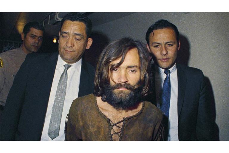 Eine Doku-Serie über Charles Manson enthält bisher unveröffentlichte Telefonate mit dem früheren Sektenführer. (Archivbild)