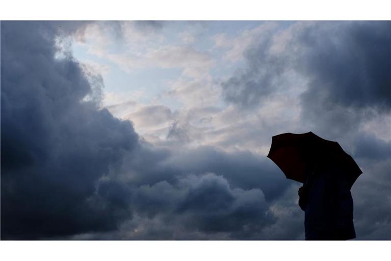 Eine neue KI-basierte Anwendung soll Wettervorhersagen genauer und schneller machen. (Symbolbild)