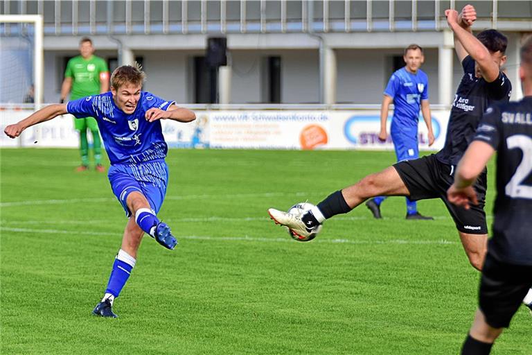 Elias Berg und der SV Unterweissach wollen ihre weiße Weste auch in Murrhardt sauber halten. Foto: Tobias Sellmaier