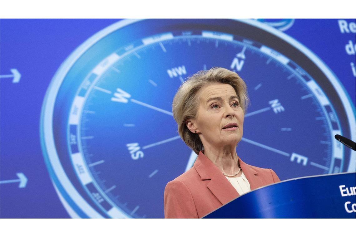 EU-Kommissionspräsidentin Ursula von der Leyen will im März einen Aktionsplan zur Unterstützung der Autoindustrie vorliegen (Symbolbild).