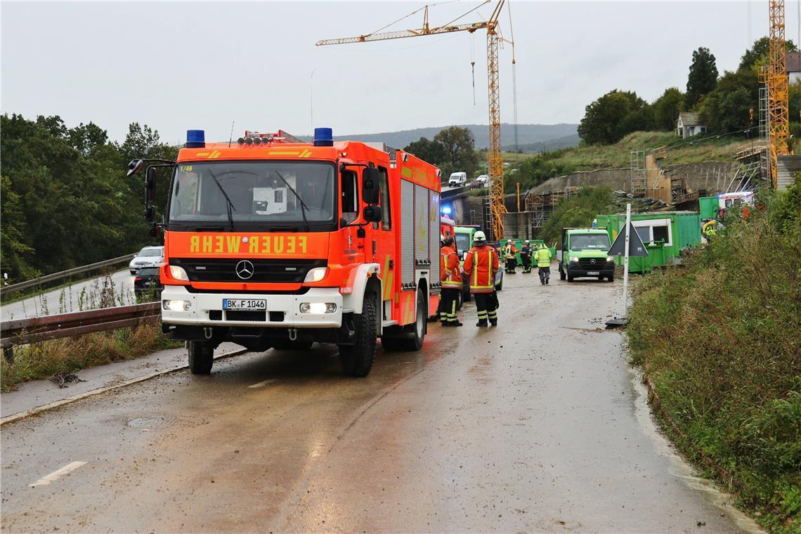 Feuerwehr und Rettungskräfte sind im Einsatz. Foto: 7aktuell.de | Kevin Lermer