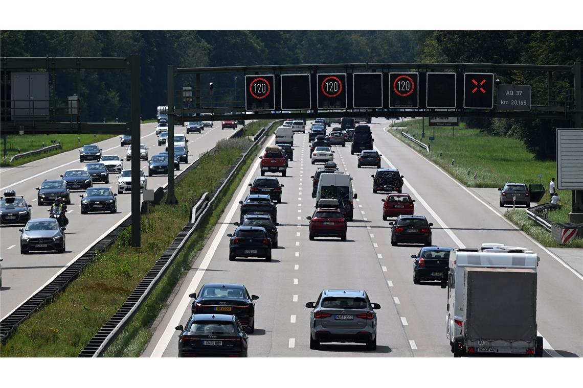 Flexiblen Reisenden wird empfohlen, an anderen Tagen zu fahren.