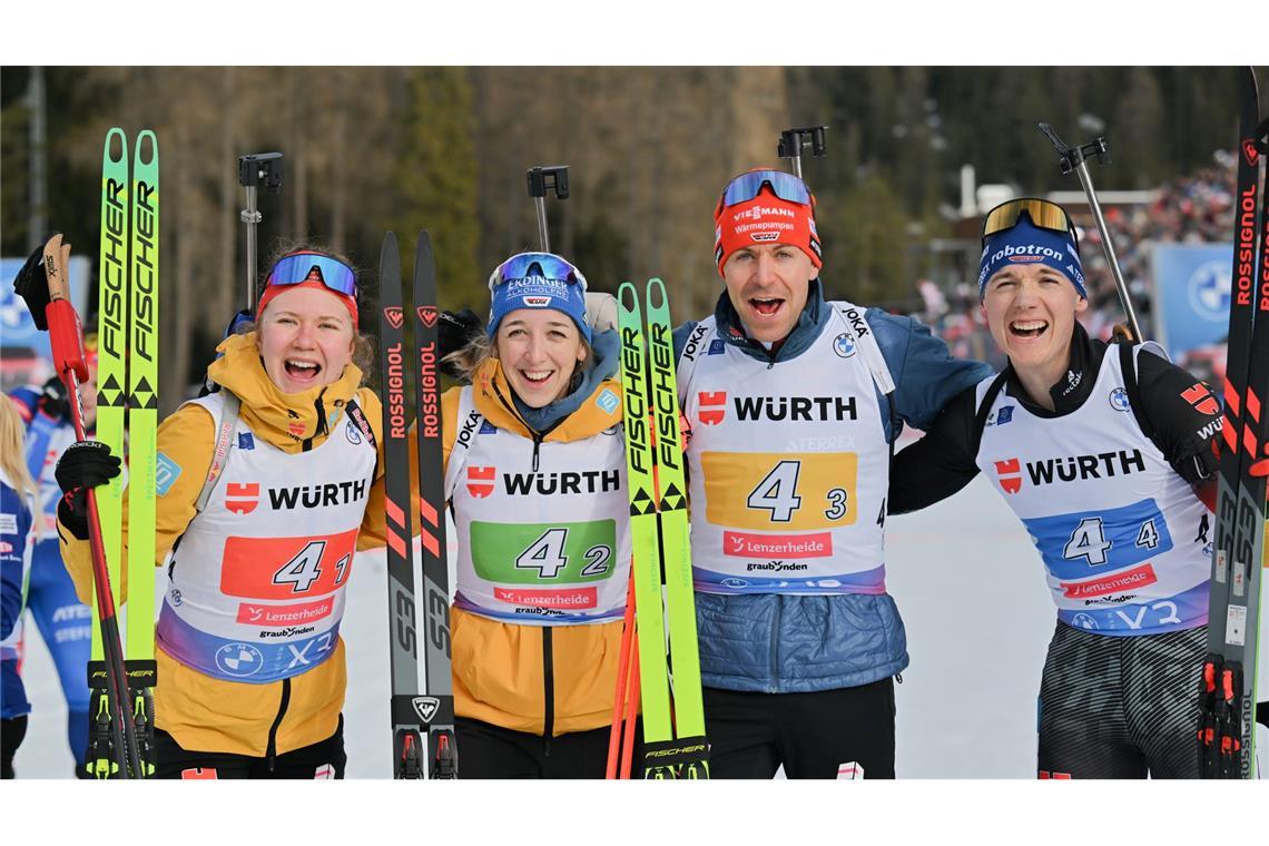 Mit letzter Kraft ins Ziel: Biathleten feiern WM-Bronze