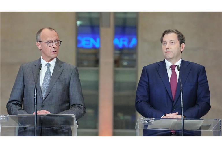 Friedrich Merz, Kanzlerkandidat der Union und Bundesvorsitzender der CDU, und Lars Klingbeil, Fraktionsvorsitzender der SPD und Bundesvorsitzender.