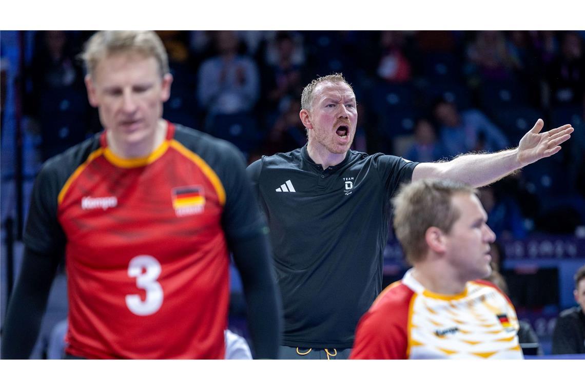 Für die Sitzvolleyballer um Bundestrainer Christoph Herzog geht es nur noch um Bronze.