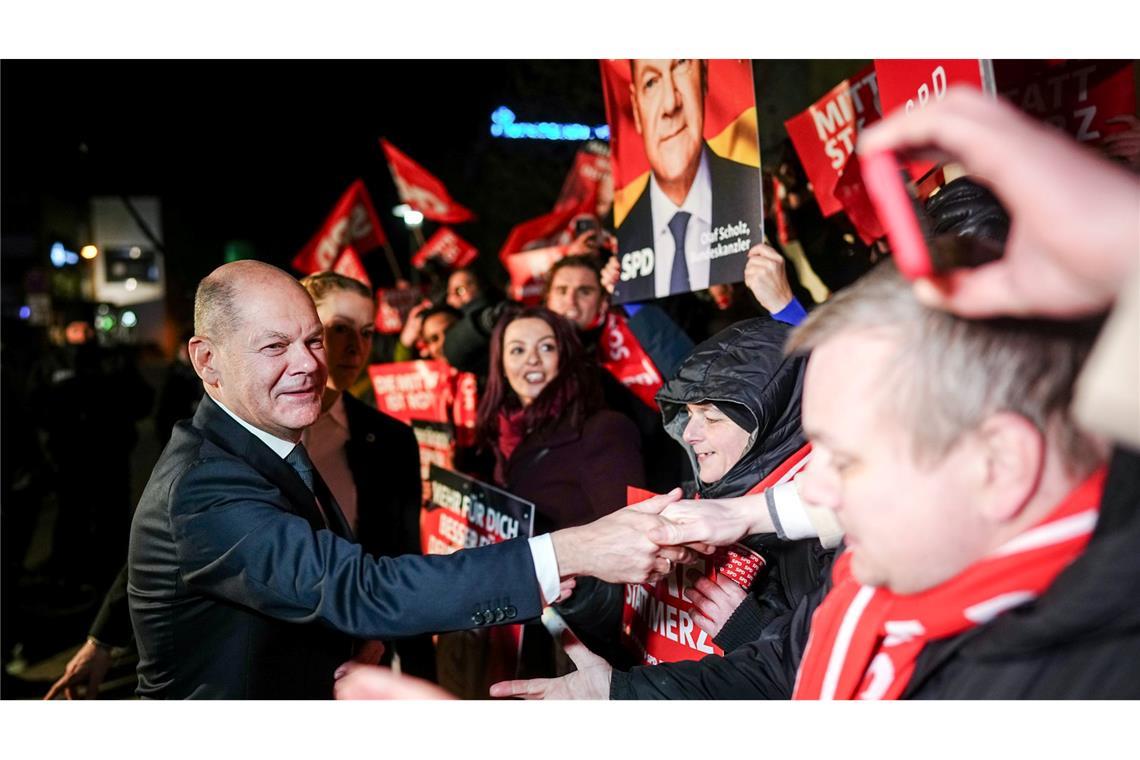 Für Scholz gilt das TV-Duell als eine der letzten Chancen, in den Umfragen Boden gut zu machen.