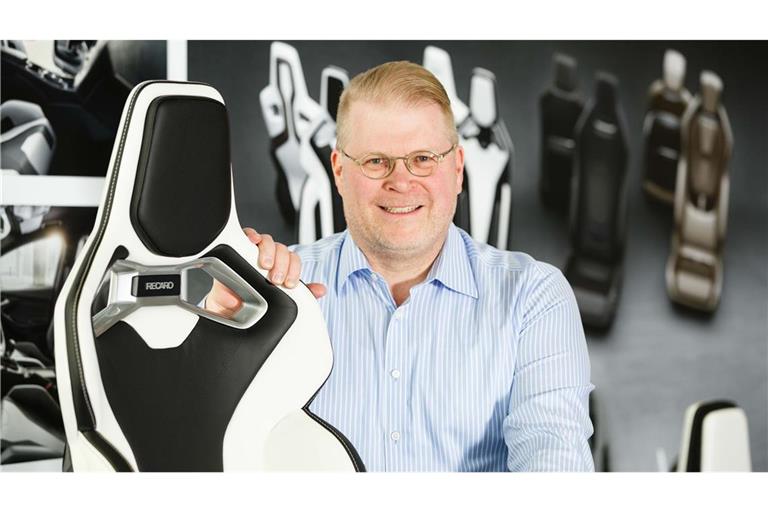 Geschäftsführer Ulrich Severin sagte den Beschäftigten im September zu, das letzte Kapitel von Recaro Automotive sei noch nicht geschrieben.