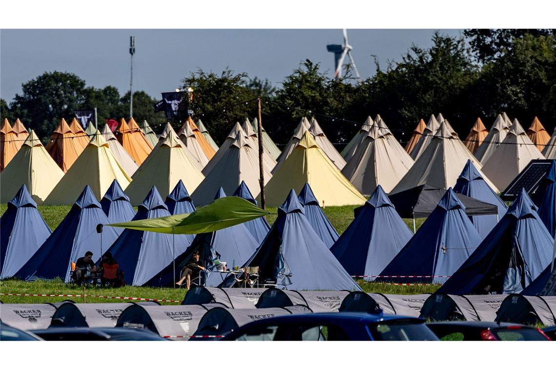 "Glamping" beim Wacken Open Air.