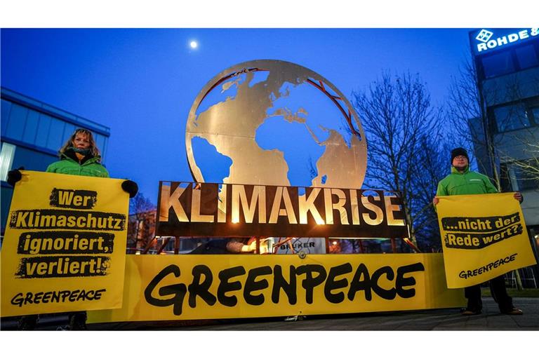 Greenpeace fordert von Merz, an Heizungsgesetz und Verbrenner-Aus festzuhalten.