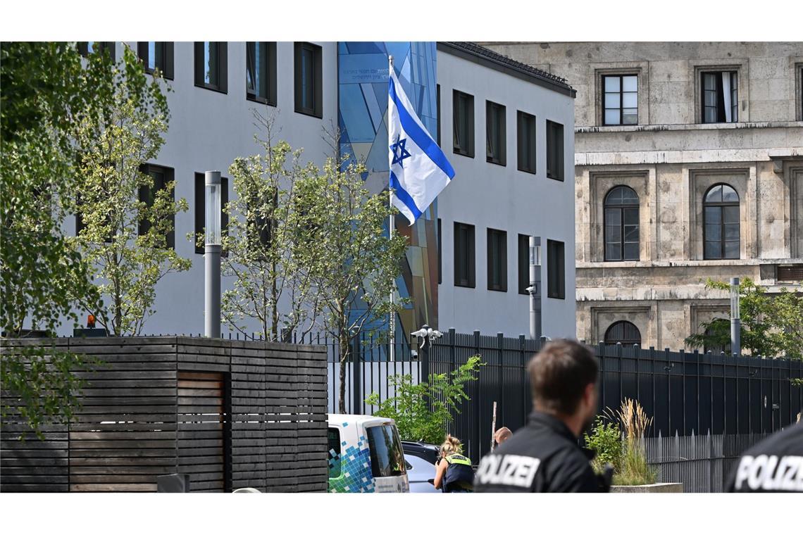 Großeinsatz vor dem israelischen Generalkonsulat in München