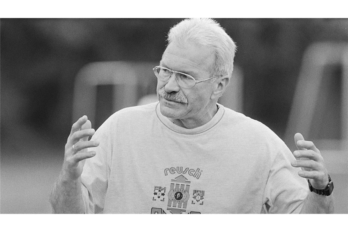 Herbert Dienelt, hier 1997 als Trainer der SV Böblingen