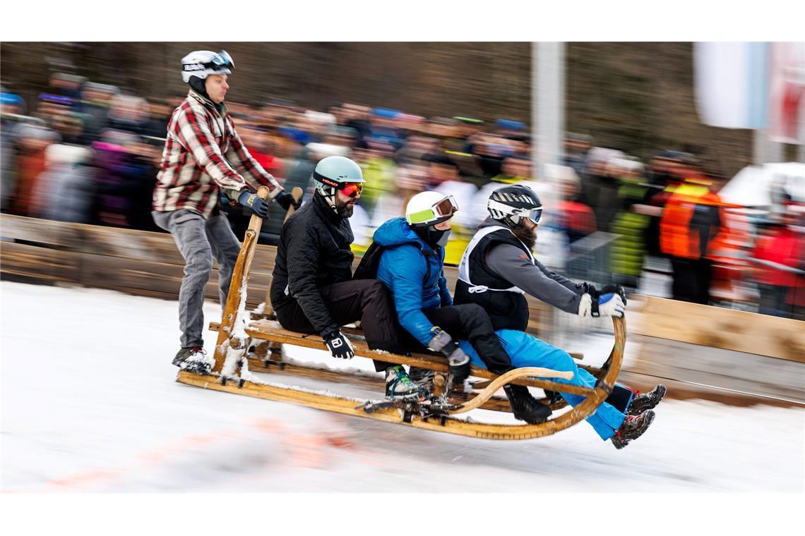 Hornschlittenrennen in Garmisch-Partenkirchen.