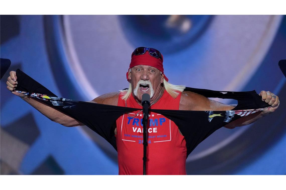 Hulk Hogan riss sich beim Republikaner-Parteitag in Milwaukee das Shirt vom Leib. (Archivbild)