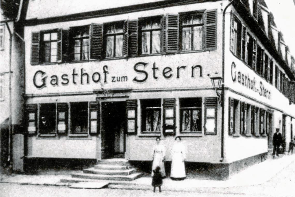 Im Gasthof zum Stern (Aufnahme um 1900) wurde 1923 im Obergeschoss das erste Murrhardter Kino eingerichtet. Foto: Stadtarchiv