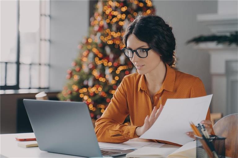 Im Gegensatz zu den Weihnachtsfeiertagen ist Heiligabend ein regulärer Werktag.