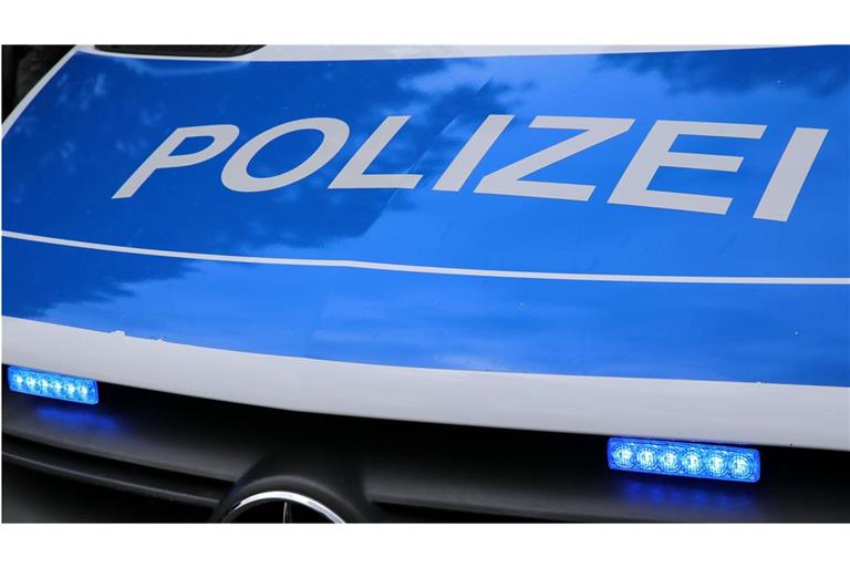 Im Landkreis Lörrach hat ein Paketzusteller die Ware eines anderen Paketzustellers gestohlen. Die Polizei konnte den Tatverdächtigen schnappen (Symbolfoto).