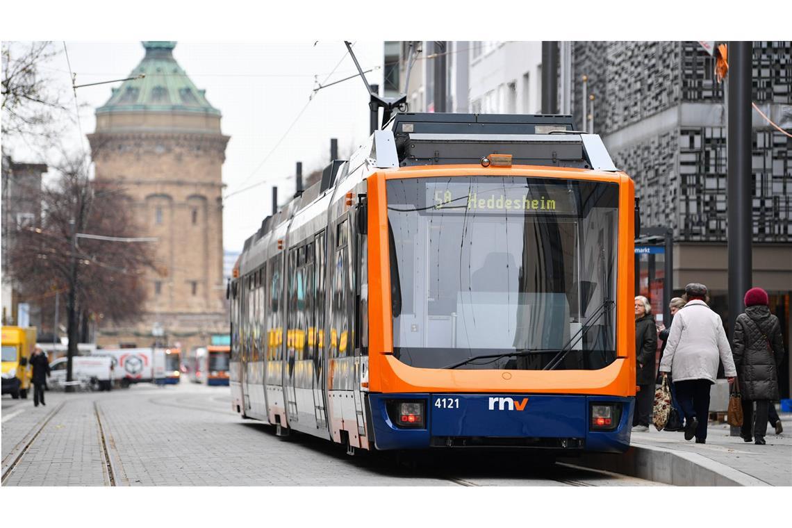 In Mannheim ereigneten sich in wenigen Stunden zwei Straßenbahnunfälle. (Symbolbild)