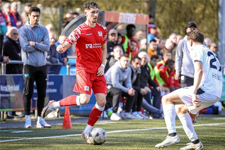 Ist auch über diesen Sommer hinaus bei der TSG am Ball: Vincent Sadler. Foto: Alexander Becher