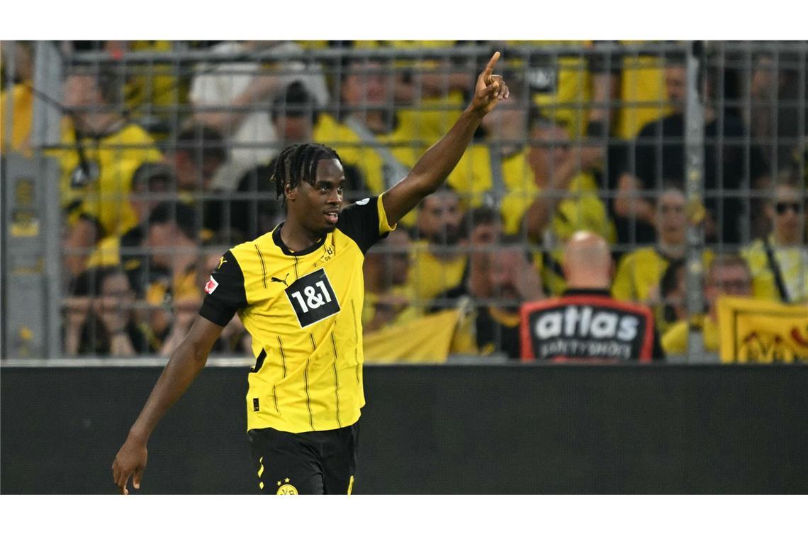 Jamie Gittens sorgte mit seinem Doppelpack für den BVB-Sieg.