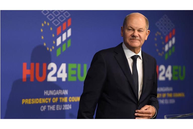 Kanzler Olaf Scholz auf dem EU-Gipfel in Budapest.