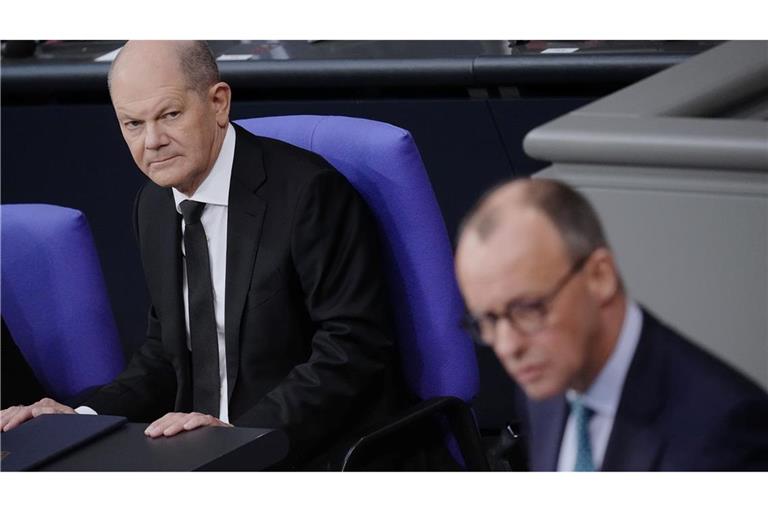 Kanzler Scholz kritisiert CDU-Chef Merz scharf in Migrationspolitik. (Archivbild)