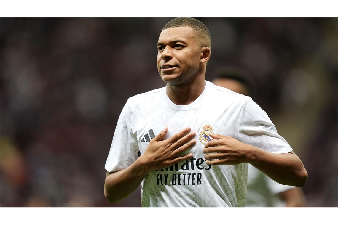 Kylian Mbappé hat sich im Streit um Gehaltszahlungen von PSG durchgesetzt (Archivbild).