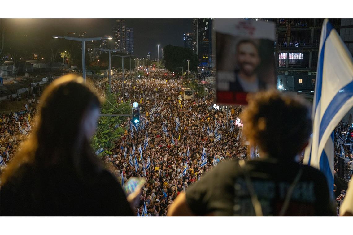 Laut Medien sind es die größten Proteste seit Beginn des Gaza-Krieges.