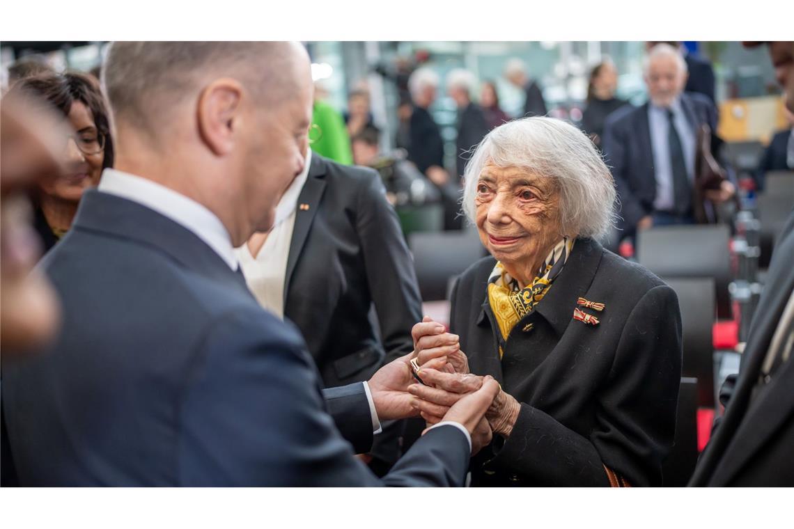 Margot Friedländer - 80 Jahre nach der Befreiung von Auschwitz.