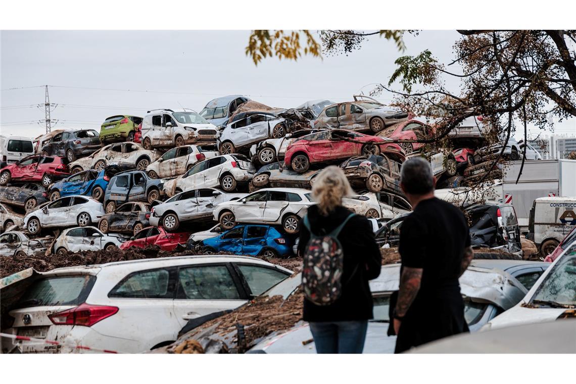 Mehr als 120.000 Autos wurden durch die Unwetter beschädigt.