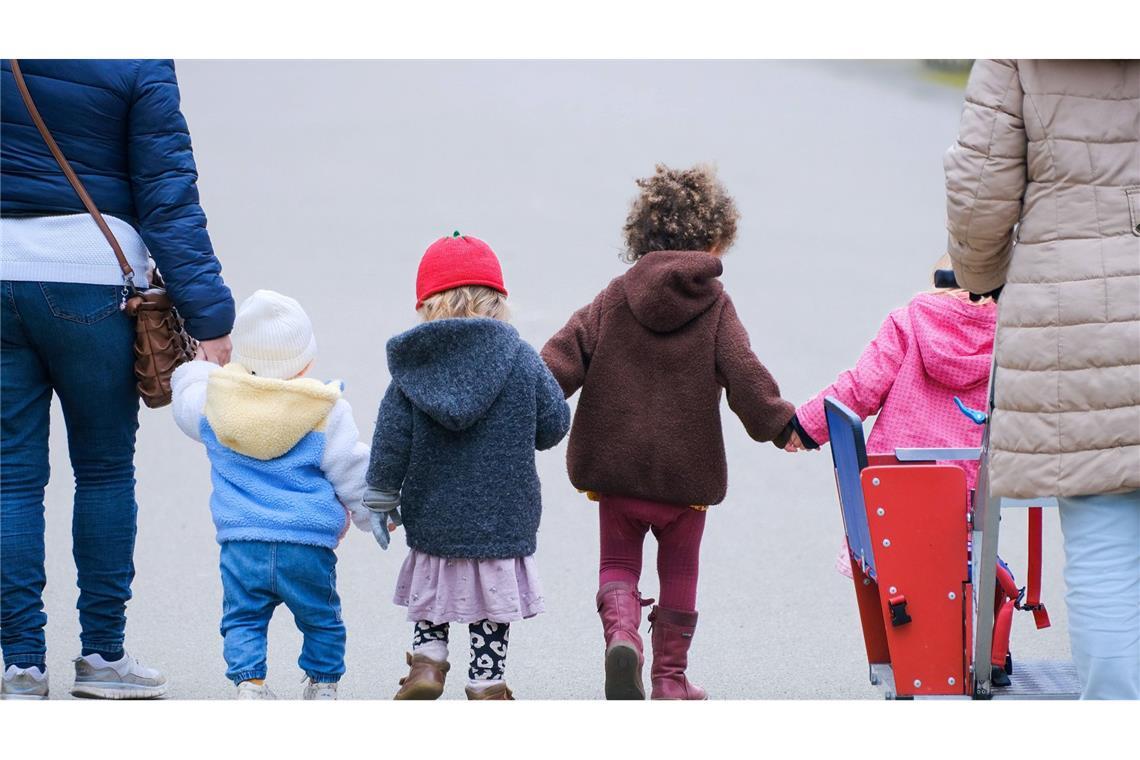 Mehr Geld für Kinder sollte es eigentlich ab dem neuen Jahr geben. Kommt die Erhöhung?