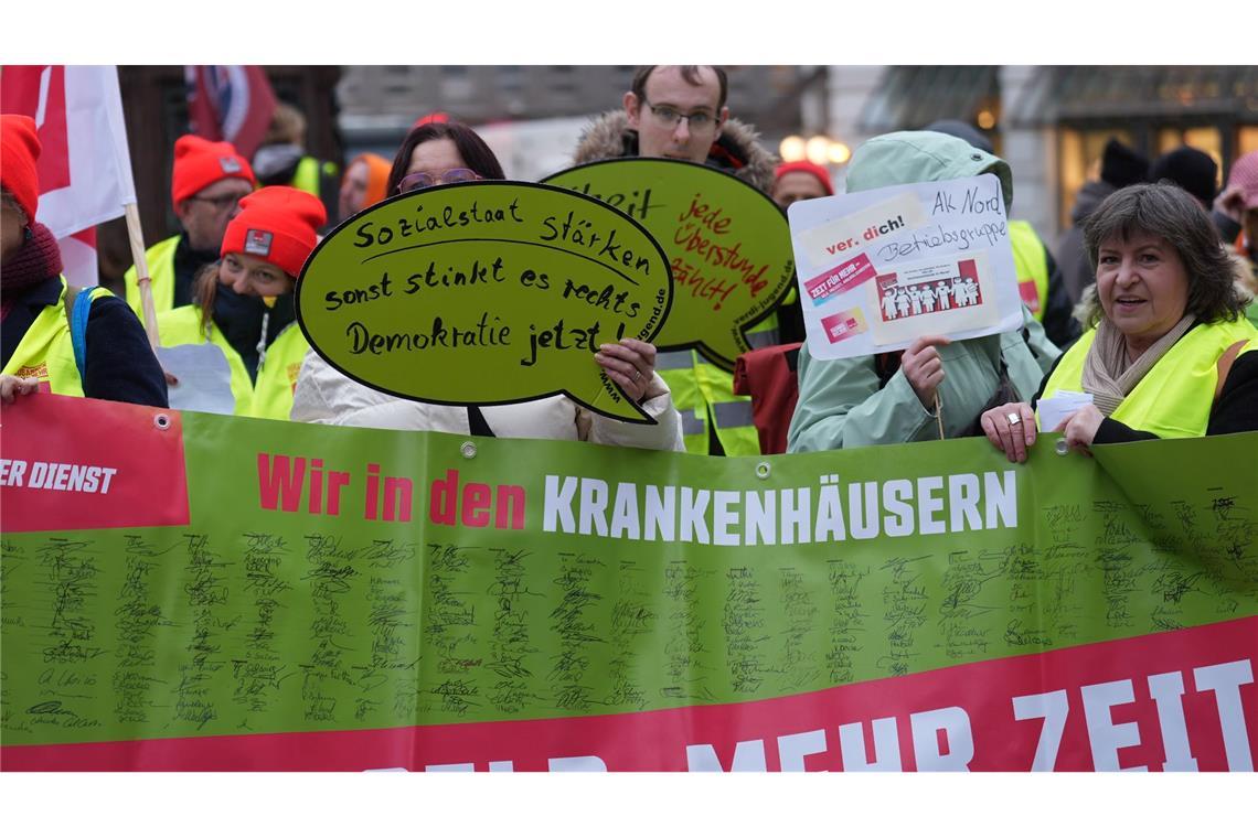 Mehr Geld, mehr Zeit: Dafür protestieren die Beschäftigten im öffentlichen Dienst. (Archivbild)