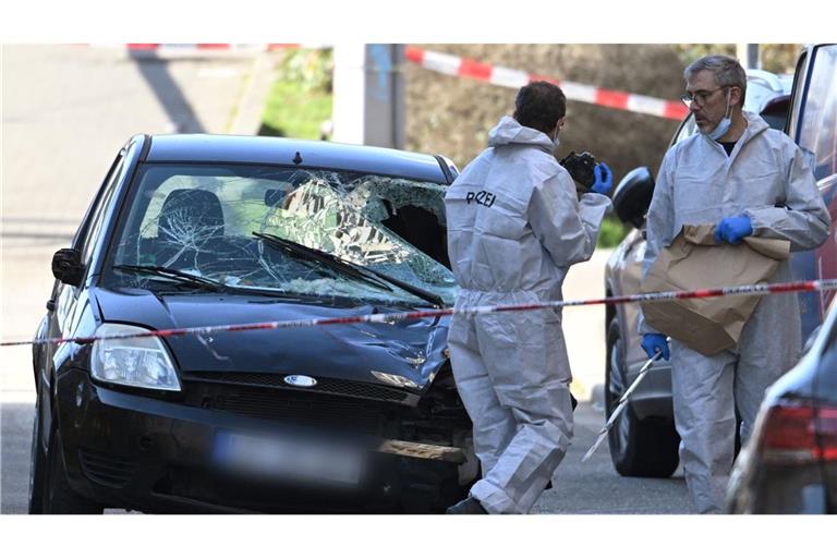 Mit diesem Fahrzeug soll ein Mann in eine Menschenmenge in Mannheim gefahren sein.