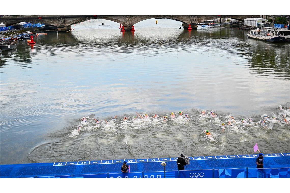 Nach 1500 Metern Schwimmen stehen noch 40 Kilometer Radfahren und 10 Kilometer Laufen an.