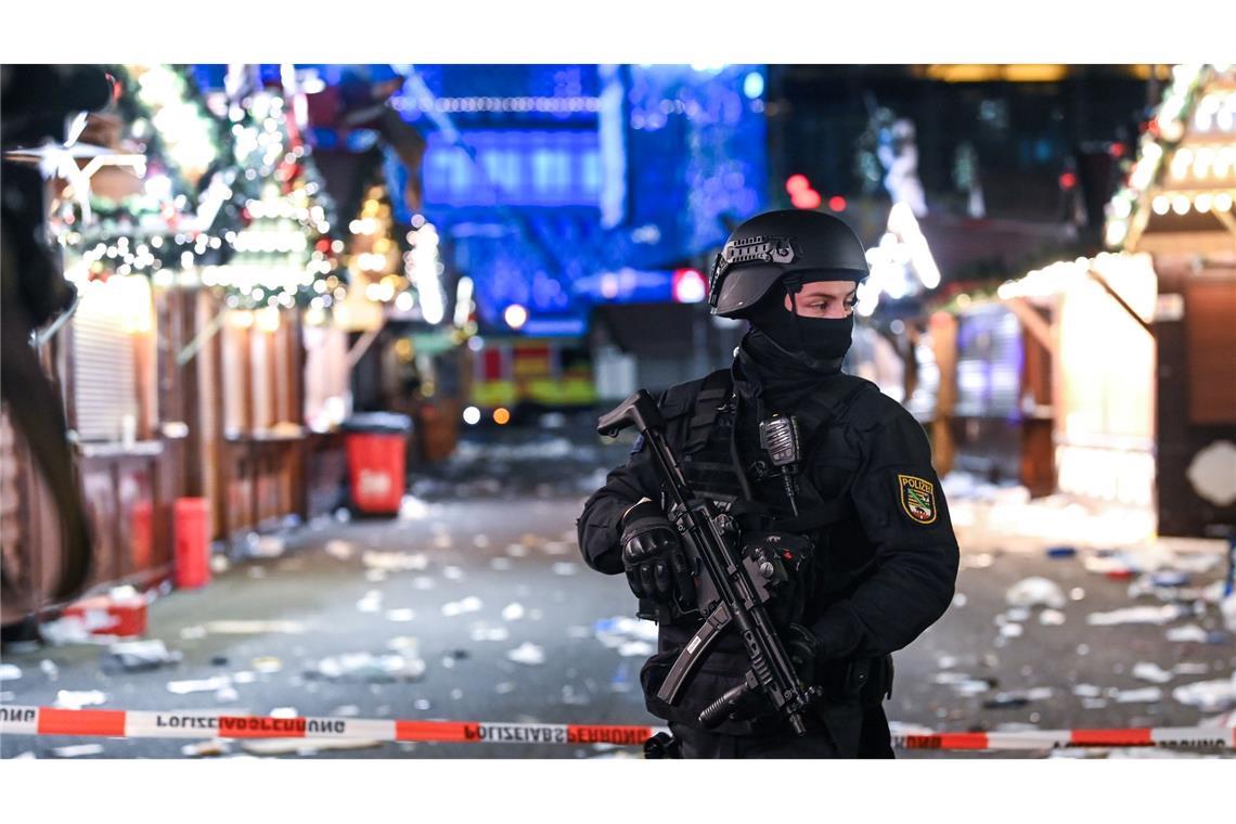 Nach dem Anschlag auf dem Magdeburger Weihnachtsmarkt soll ein Gutachten zum Täter in Auftrag gegeben werden. (Archivbild)