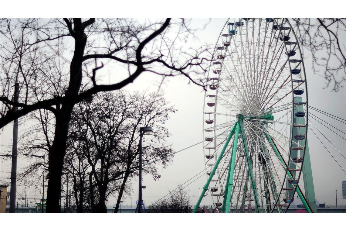 Nach einem Stromausfall läuft die Deutzer Kirmes in Köln wieder. (Archivbild)