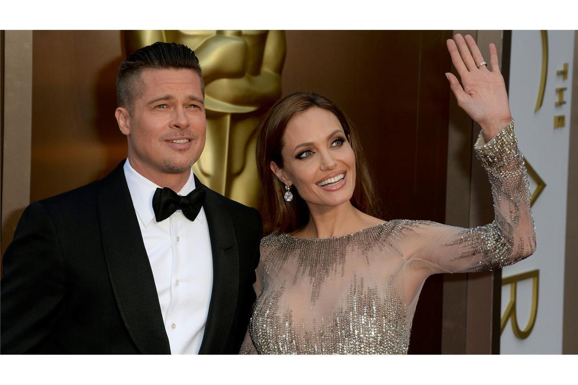 Nach mehr als acht Jahren sind die Papiere nun endlich unterzeichnet: Brad Pitt und Angelina Jolie gehen offiziell als geschieden ins neue Jahr. (Archivbild)