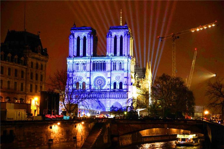 Notre-Dame steht der Welt wieder offen.