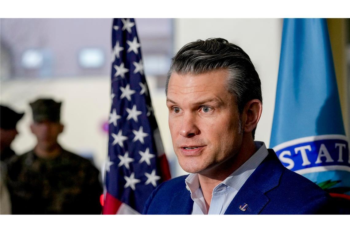 Pentagon-Chef Pete Hegseth kommt erstmals zu einem Treffen der Ukraine-Kontaktgruppe und der Nato-Verteidigungsminister nach Brüssel.