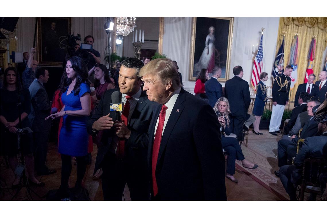 Pete Hegseth soll unter Donald Trump der neue US-Verteidigungsminister werden. (Archivbild)