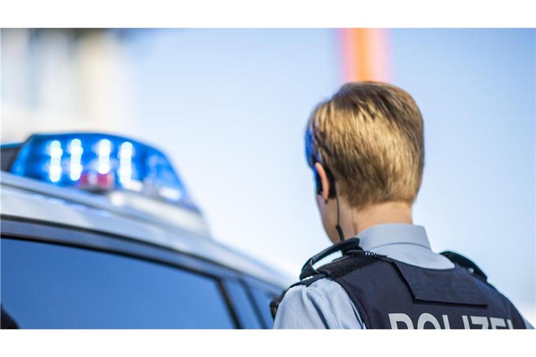 Polizei und Staatsanwaltschaft ermitteln wegen Mordes. (Symbolbild)