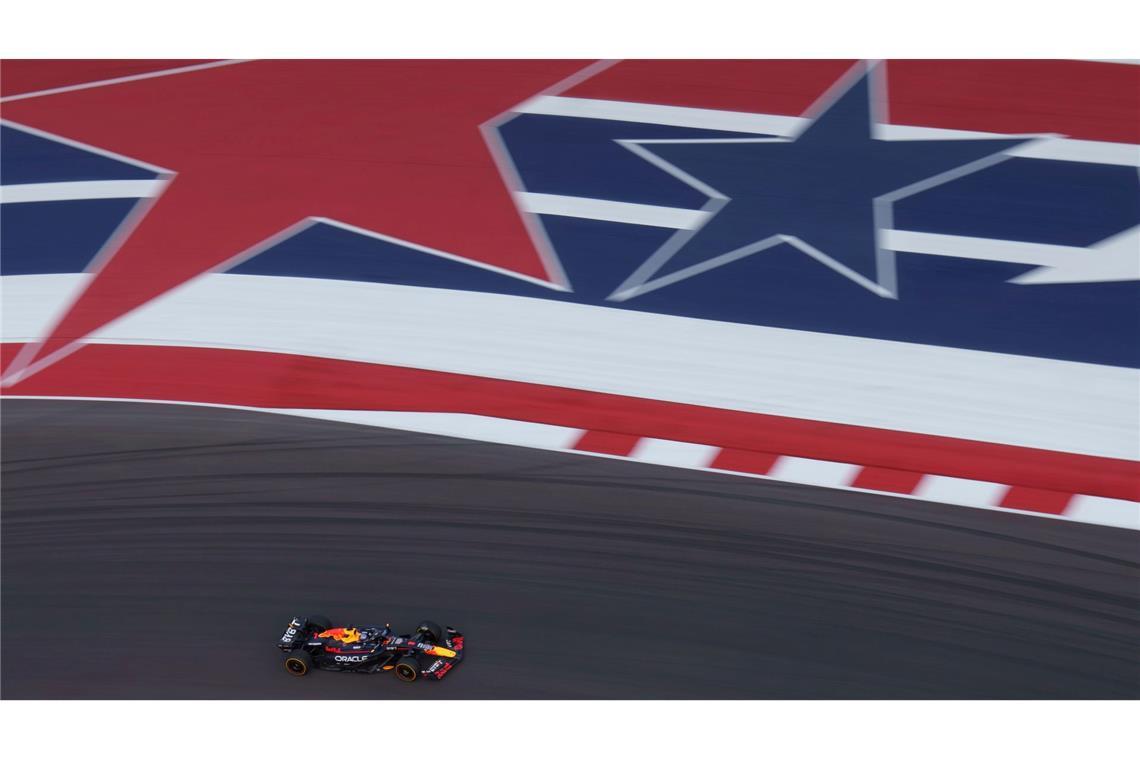 Red-Bull-Pilot Max Verstappen in Aktion während der Sprint-Qualifikation für den Großen Preis der USA.