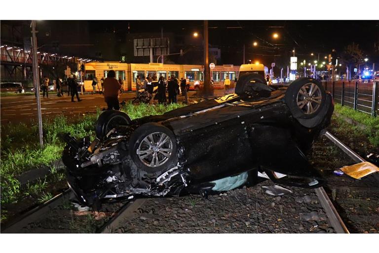 Rettungskräfte waren am Donnerstagabend im Einsatz.