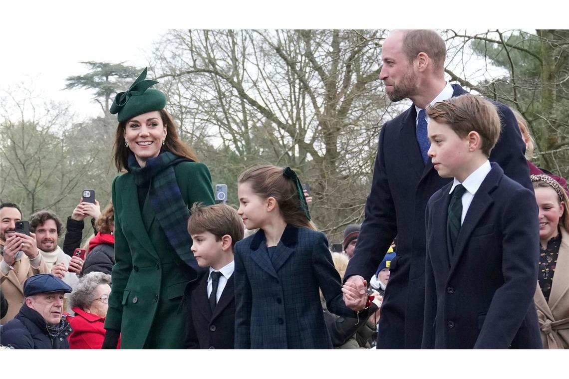 Royals vereint: Prinz William und Familie beim Weihnachtsgottesdienst