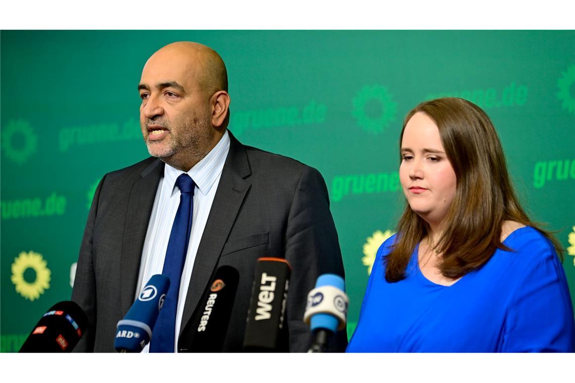 Rücktrittsankündigung bei der Grünen-Spitze: die Grünen-Parteivorsitzenden Omid Nouripour Ricarda Lang äußern sich dazu bei einer Pressekonferenz in Berlin.