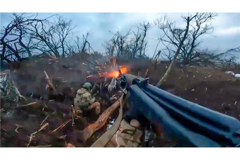 Russische Soldaten haben die Stadt Cherson beschossen. (Archivbild)